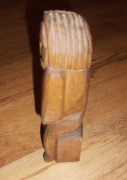 Preview: Holzschnitzerei Holzfigur. nachdenkender alter Mann