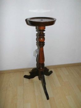 alter Blumenständer, Blumenhocker 70er Jahren