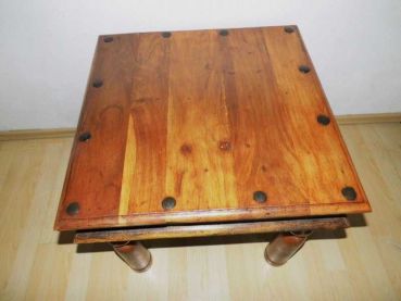 Preview: rustikaler Couchtisch, Beistelltisch wohnfertig