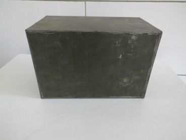 Preview: sehr alte Blechkiste, Metallkiste, Blechtruhe aus Weißblech