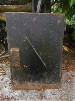 Preview: kleinere alte Eisentür Metalltür, Tür, Gusseisen