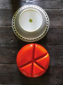 Preview: Servierschale, Brotkorb aus den 70er Jahren, Kunststoff, Kult