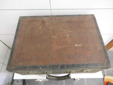 Preview: alter Reisekoffer von Julius Rascher aus Greiz