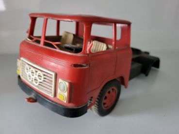 alter Spielzeug LKW Audi aus der DDR, Ersatzteilspender