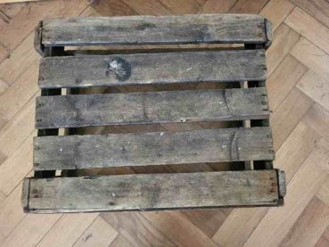 alter Bierkasten, Bierkiste aus Holz, VEB Getränkekombinat Erfurt