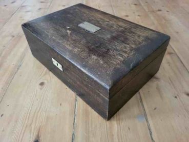 Preview: alte Holzkiste, Schatulle, Kiste, Aufbewahrung, Holzkästchen