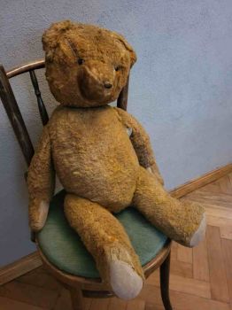 Preview: großer Teddy Holzwolle alt Gelb, Dachbodenfund Nachlass
