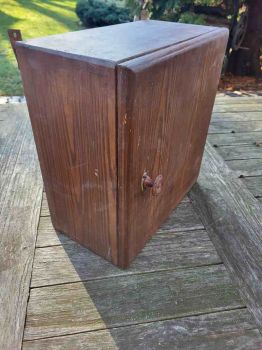 Preview: kleinerer Hängeschrank, Schrank, Wandschrank