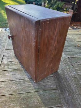 Preview: kleinerer Hängeschrank, Schrank, Wandschrank