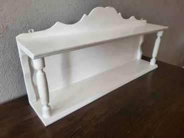 Preview: altes Wandregal, Küchenregal, Bücherregal, Aufbewahrung, Dekoration