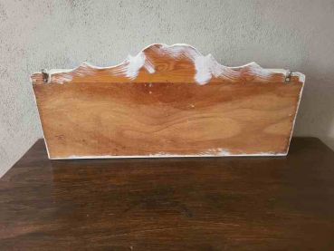 Preview: altes Wandregal, Küchenregal, Bücherregal, Aufbewahrung, Dekoration