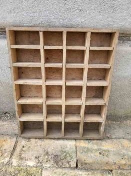 urige alte Holzkiste, Aufbewahrung, Setzkasten