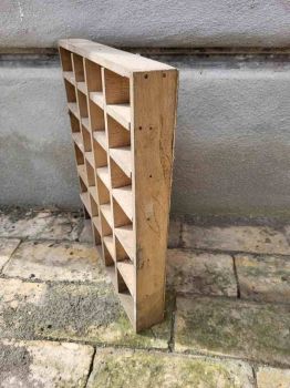 Preview: urige alte Holzkiste, Aufbewahrung, Setzkasten