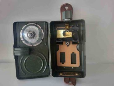 Preview: DDR Signal Taschenlampe "ARTAS" 3 Farbfilter grün blau rot, unbenutzt