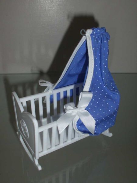 Puppenbett für Puppenstube