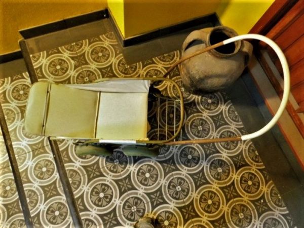 alter Puppenwagen, Sportwagen aus den 50er Jahren