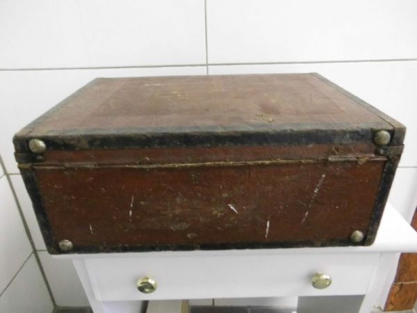 alter Reisekoffer von Julius Rascher aus Greiz