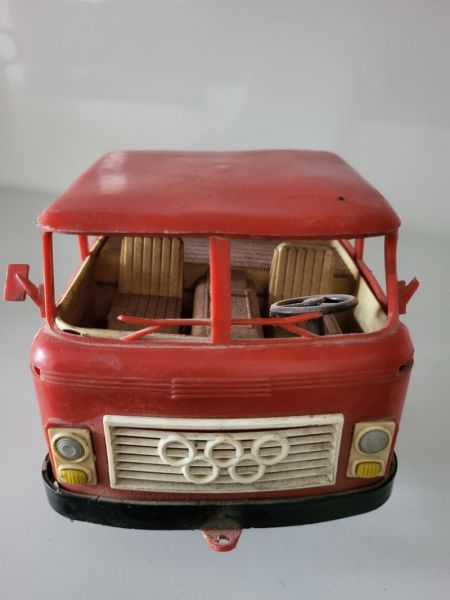 alter Spielzeug LKW Audi aus der DDR, Ersatzteilspender