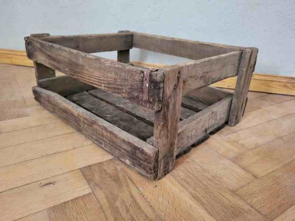 alter Bierkasten, Bierkiste aus Holz, VEB Getränkekombinat Erfurt