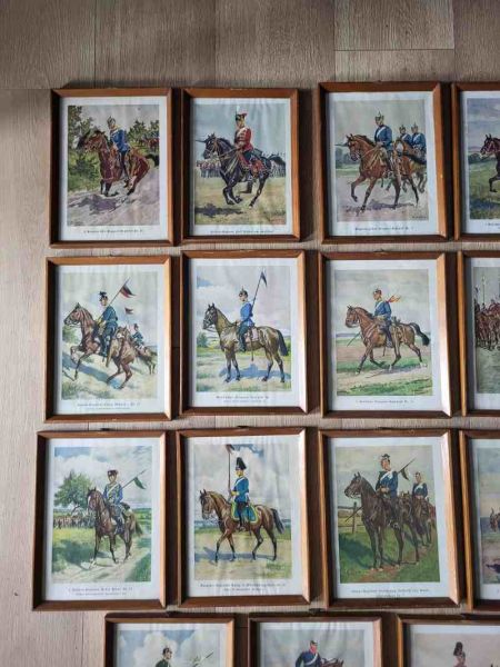 25 alte Wandbilder von Husaren & Dragoner Regimenten