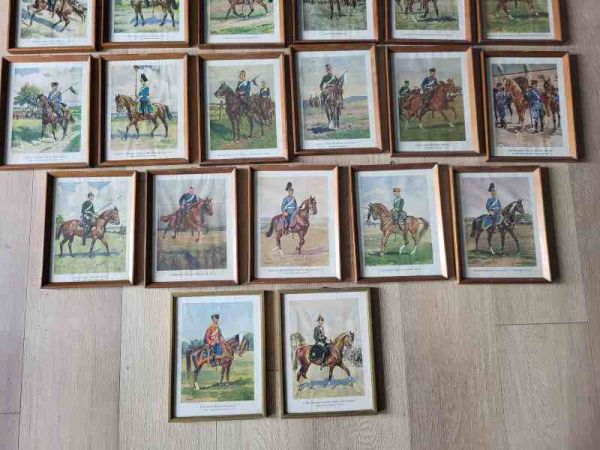 25 alte Wandbilder von Husaren & Dragoner Regimenten