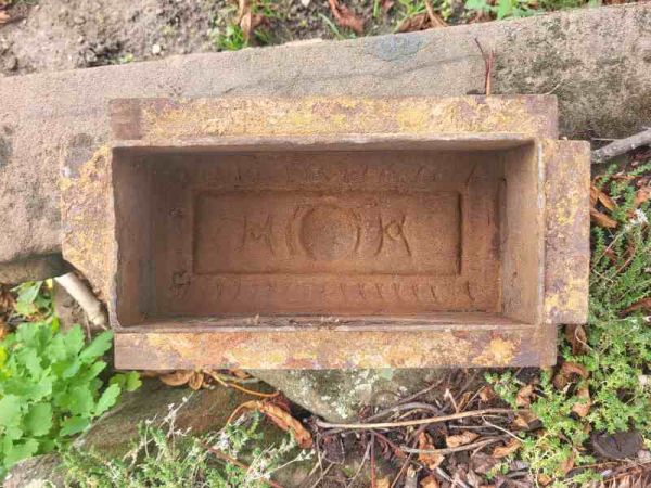 alte Ofentür für Kamin Kachelofen Gusseisen