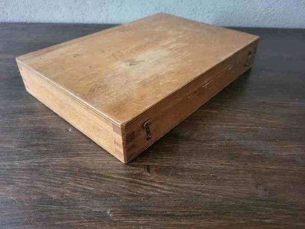 alte Holzkiste, Holzkasten, Aufbewahrung, Dekoration