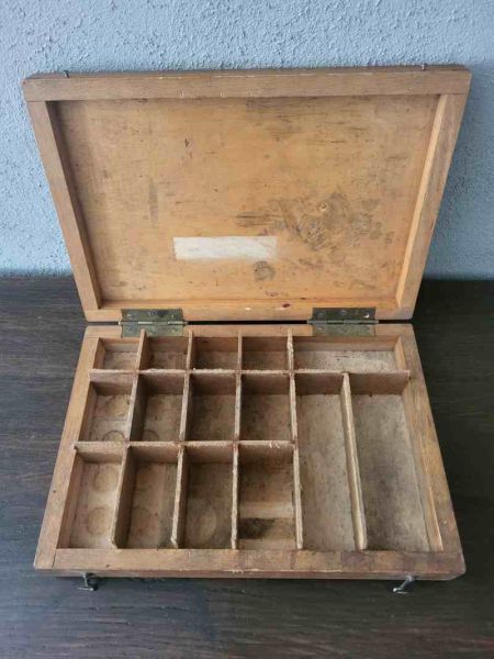 alte Holzkiste, Holzkasten, Aufbewahrung, Dekoration