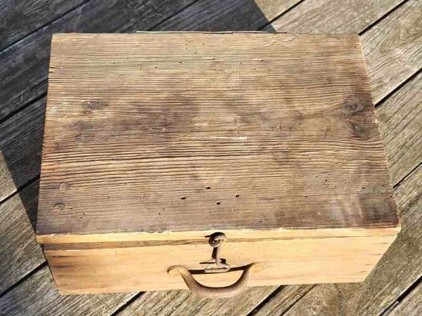kleinere Holzkiste, Weichholz, Transportkiste