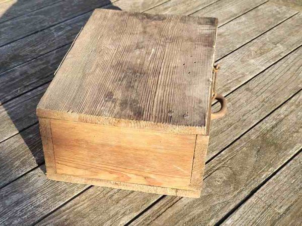 kleinere Holzkiste, Weichholz, Transportkiste