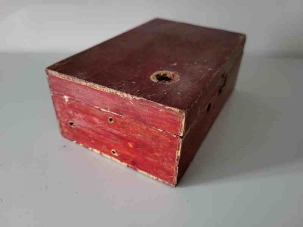 kleine alte Holzkiste, Aufbewahrung, Dekoration