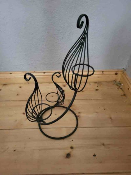 hübscher Metallständer, Dekoration, Kerzenständer