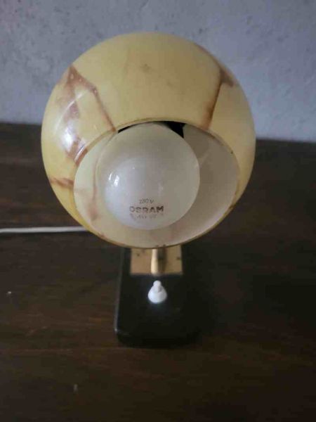 alte Wandlampe aus den 20er Jahren, Kugellampe