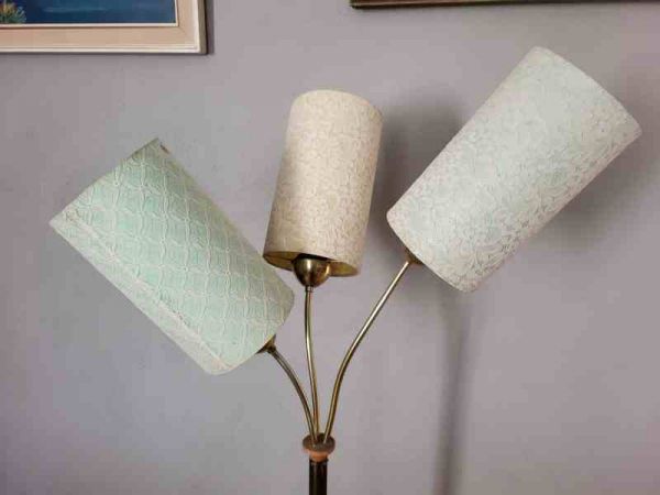 alte Stehlampe aus den 50er Jahren, Tütenlampe, Midcentury Design Messing Rockabilly