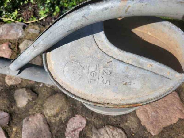 alte große Zinkgießkanne Gießkanne mit Tülle, dicht 12,5 l