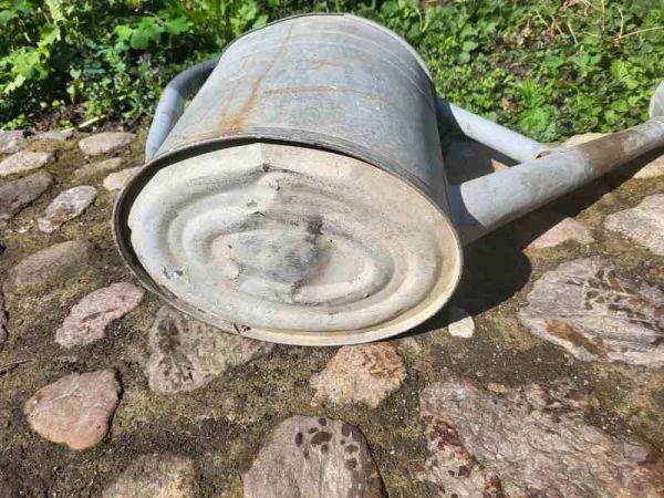 alte große Zinkgießkanne Gießkanne mit Tülle, dicht 12,5 l