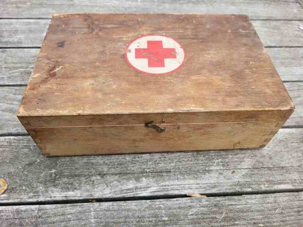 alter Erste Hilfe - Holzkiste, Verbandskasten, Holzkoffer Anker Größe 1