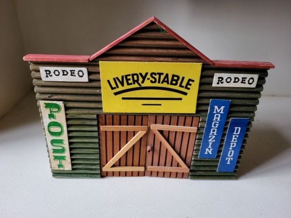 Gebäude / Pferdestall