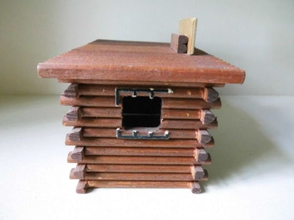 Gebäude / Gefängnis